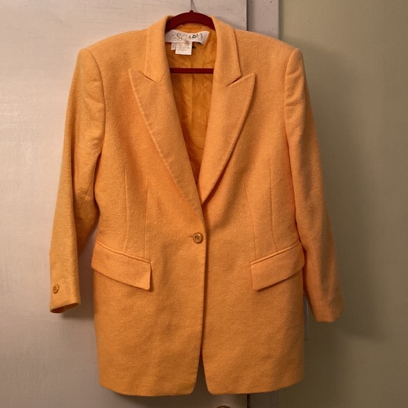 Escada New Virgin Wool Angora Wool Logo Lining Jacket Has a Matching Skirt - Picture 11 of 16